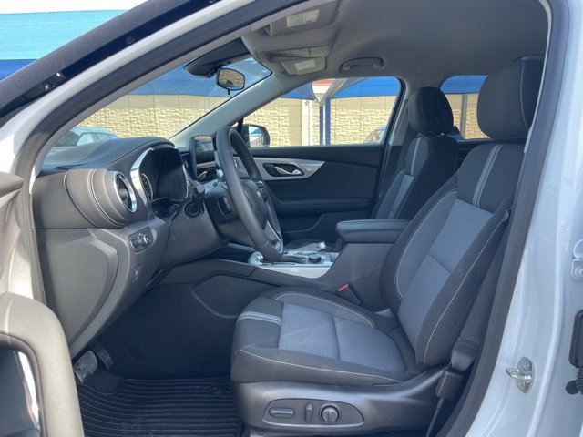 2025 Chevrolet Blazer 2LT photo 10