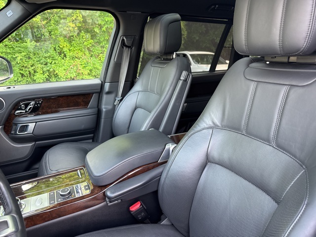 2020 Land Rover Range Rover SuperCharged photo 16