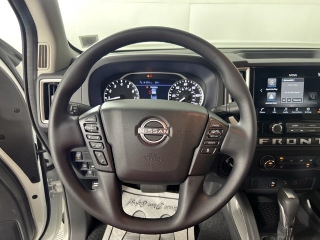 2025 Nissan Frontier SV photo 10