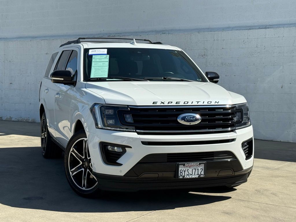 2021 Ford Expedition Limited photo 2