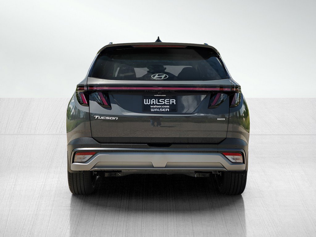 2025 Hyundai Tucson Limited photo 2