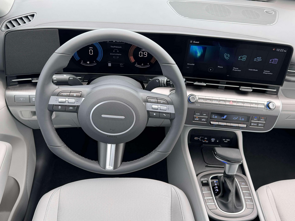 2026 Hyundai Kona SEL photo 4