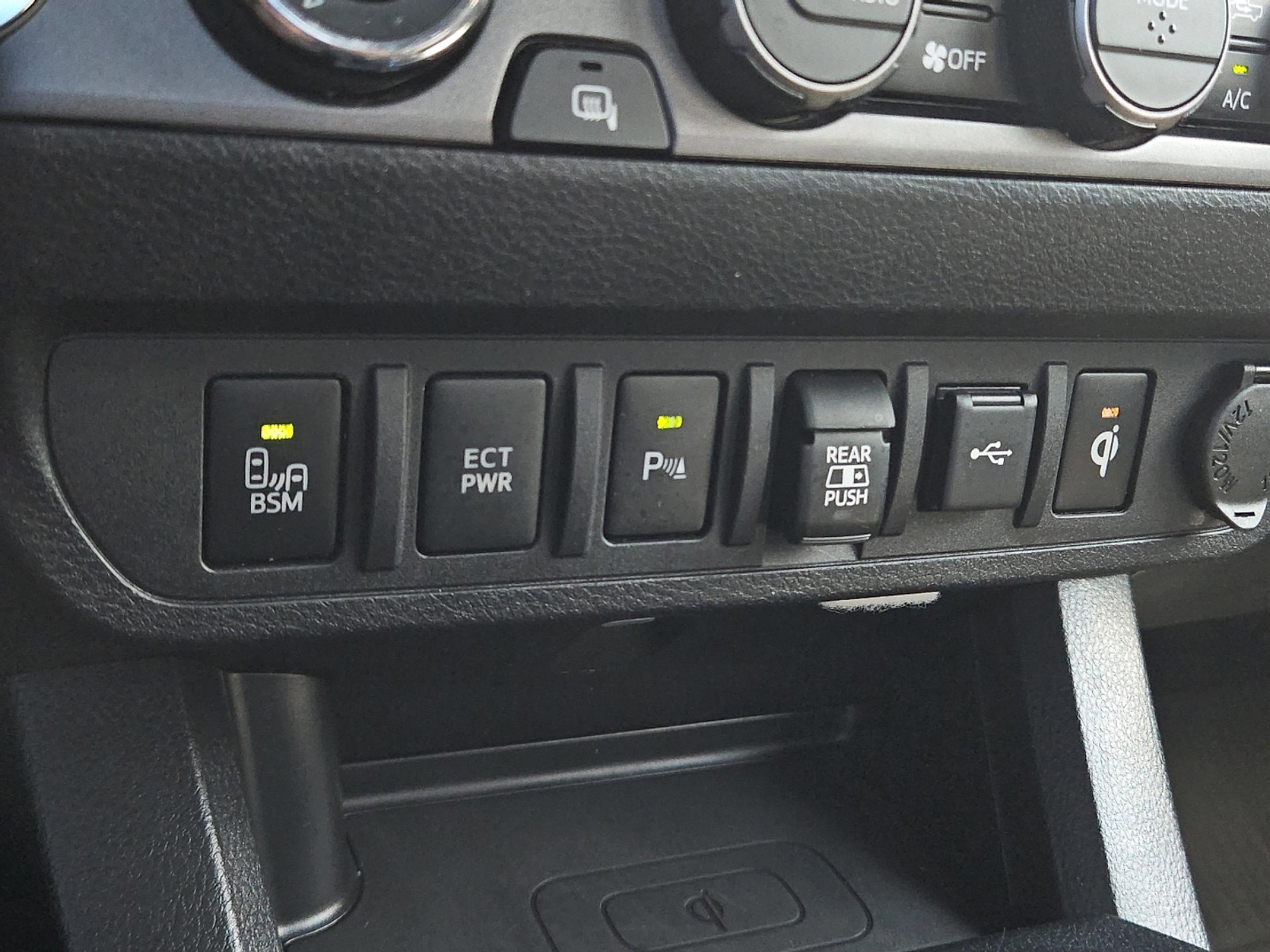 2021 Toyota Tacoma TRD Off-Road photo 36