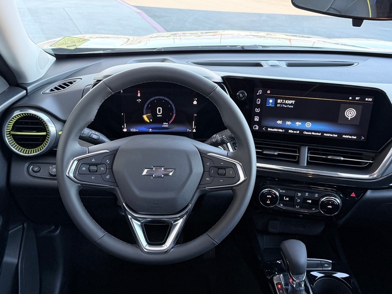 2026 Chevrolet Trax ACTIV photo 11