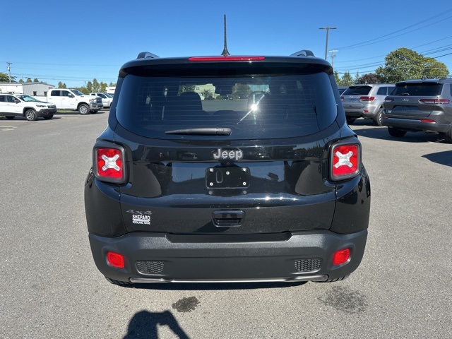 2021 Jeep Renegade Latitude photo 4