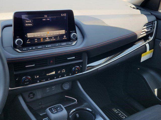 2025 Nissan Rogue SV photo 17