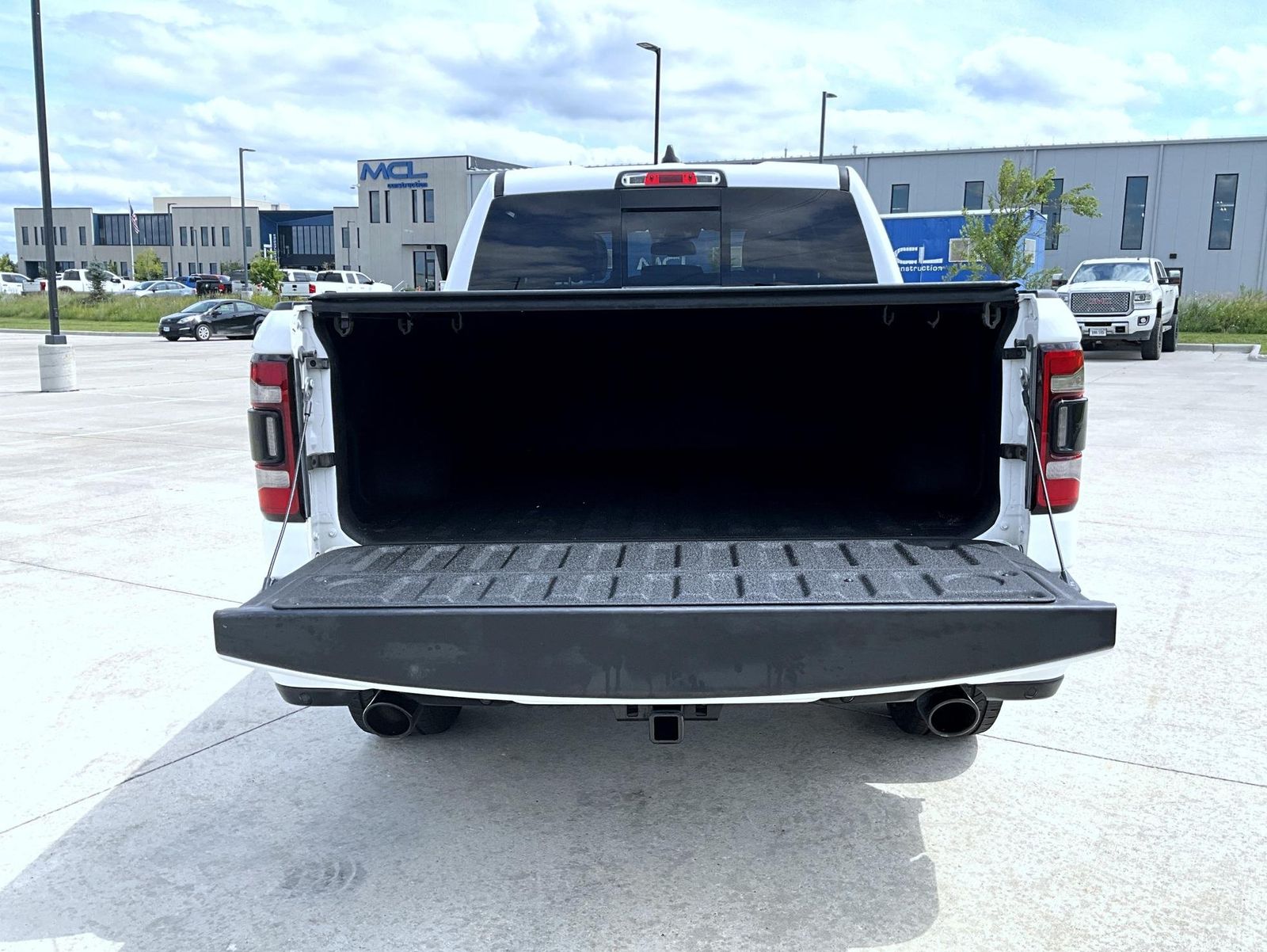 2020 Ram 1500 Laramie photo 9