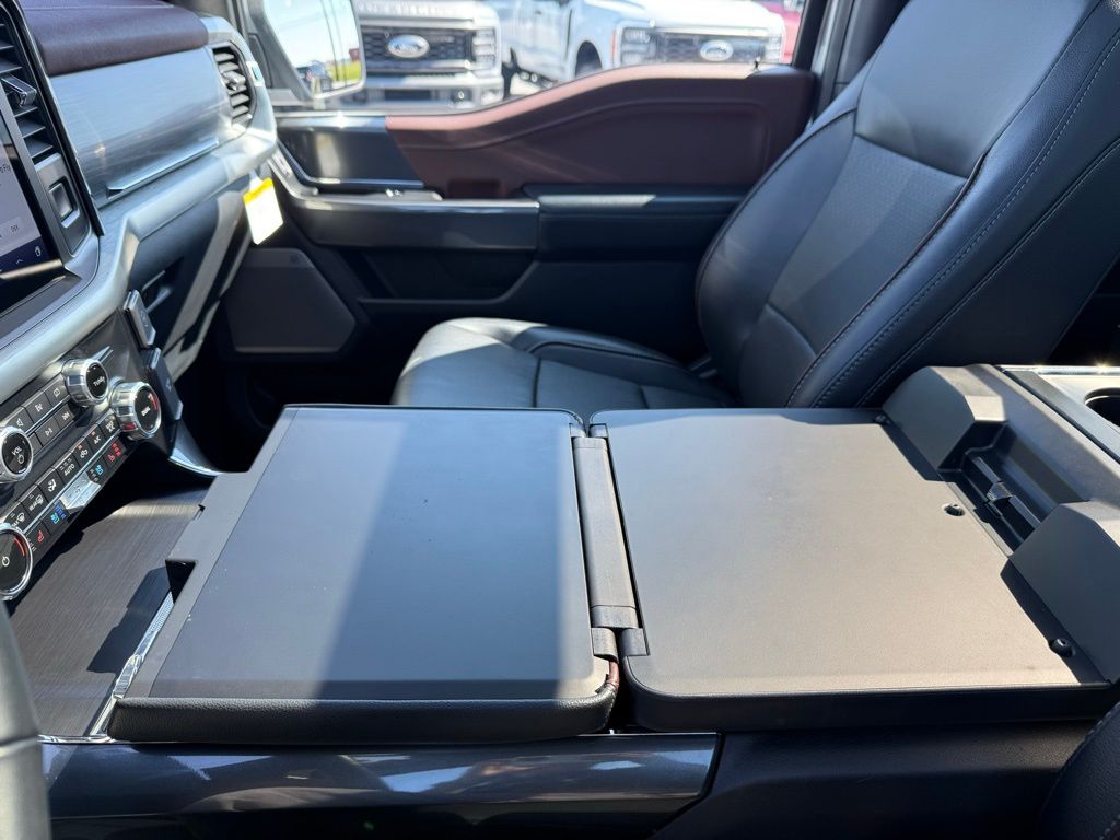 2023 Ford F-150 Lariat photo 27
