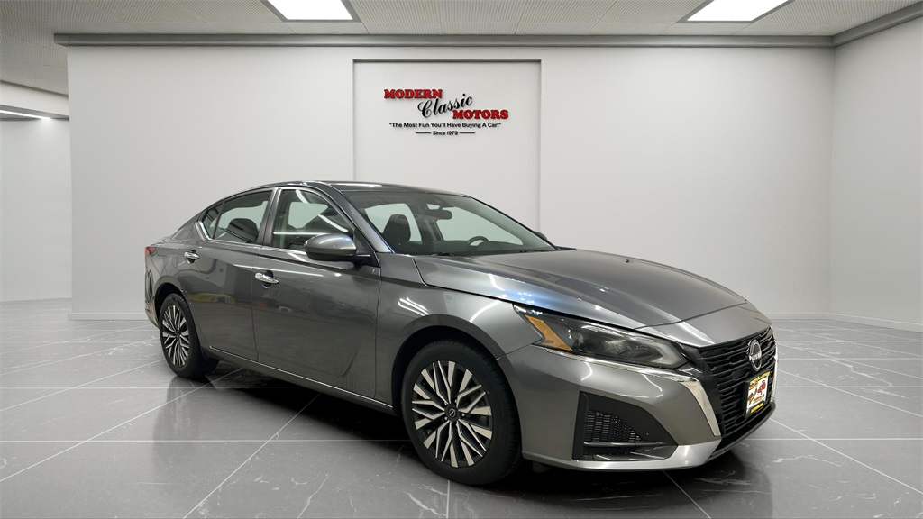 2023 Nissan Altima SV