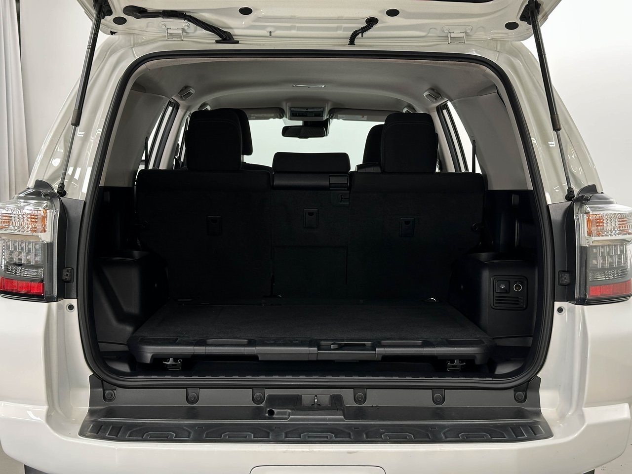 2022 Toyota 4Runner Trail photo 13