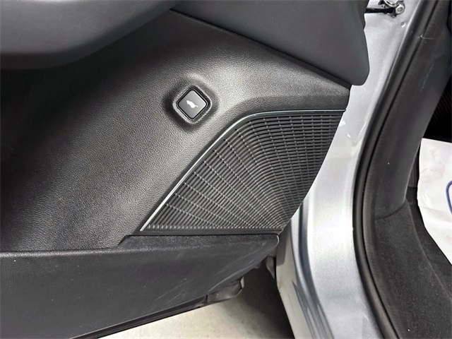 2023 Acura MDX Technology SH-AWD photo 14