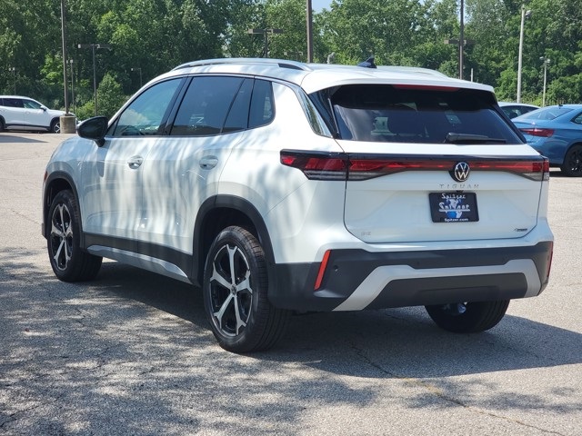 2025 Volkswagen Tiguan SE photo 4