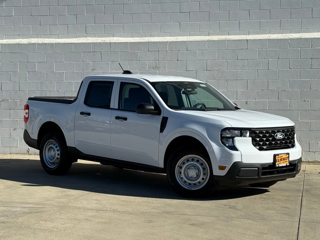 2026 Ford Maverick XL's photo