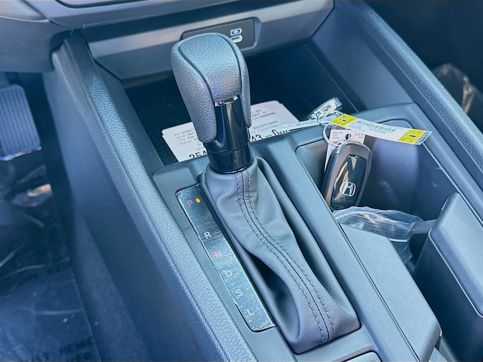 2025 Honda Accord LX photo 13