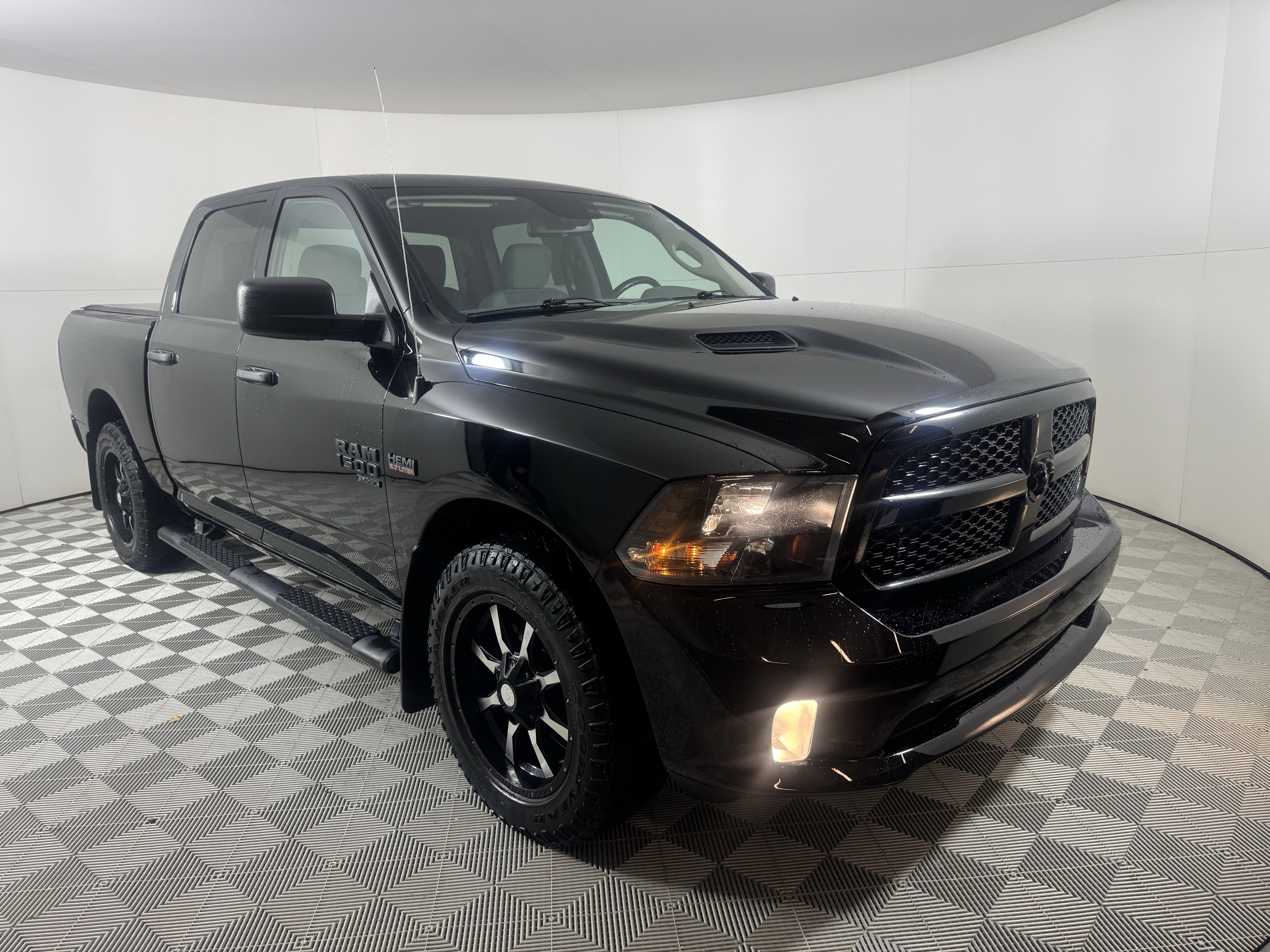 2019 RAM Ram 1500 Classic Express's photo