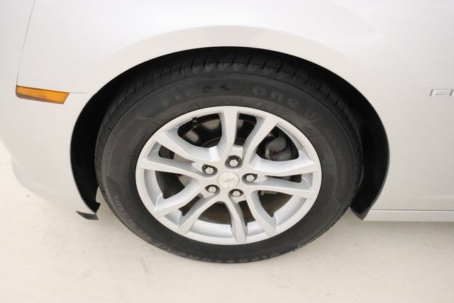 2015 Chevrolet Camaro 1LT photo 6