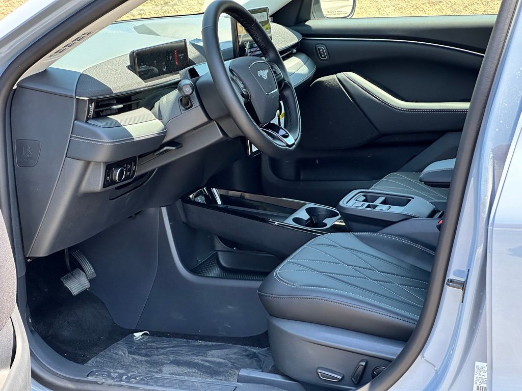 2025 Ford Mustang Mach-E Select
