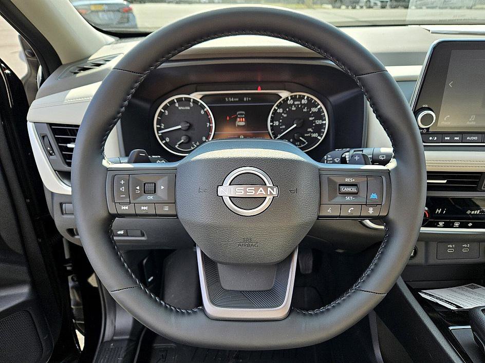 2025 Nissan Rogue SV photo 23