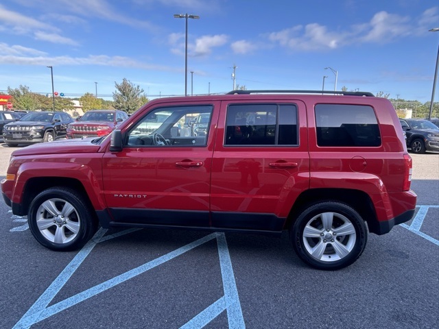 2015 Jeep Patriot Latitude photo 8