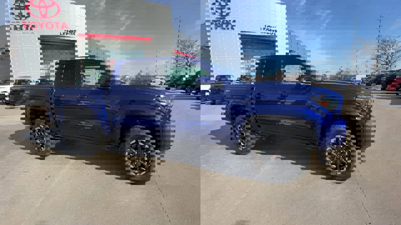 Used 2024 Toyota Tacoma TRD Sport with VIN 3TMLB5JN3RM085957 for sale in Kansas City