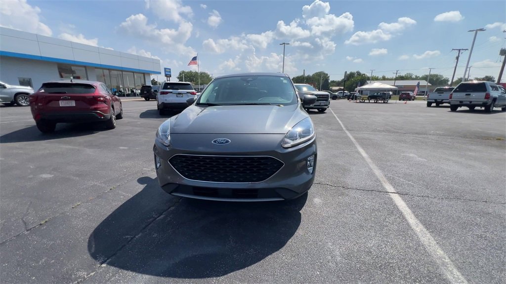 2022 Ford Escape SEL photo 3