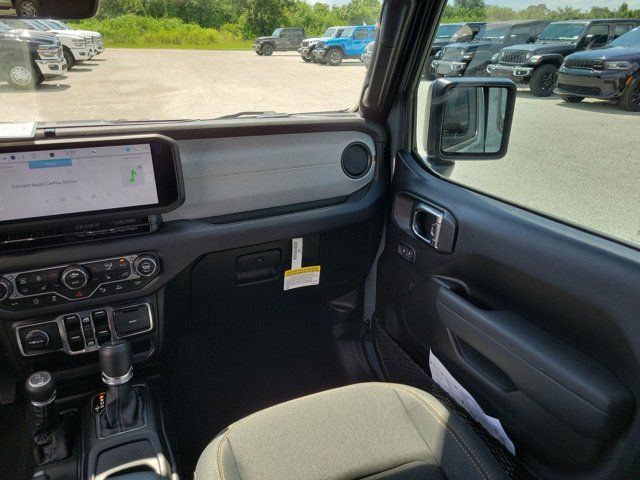 2025 Jeep Gladiator Sport S photo 11