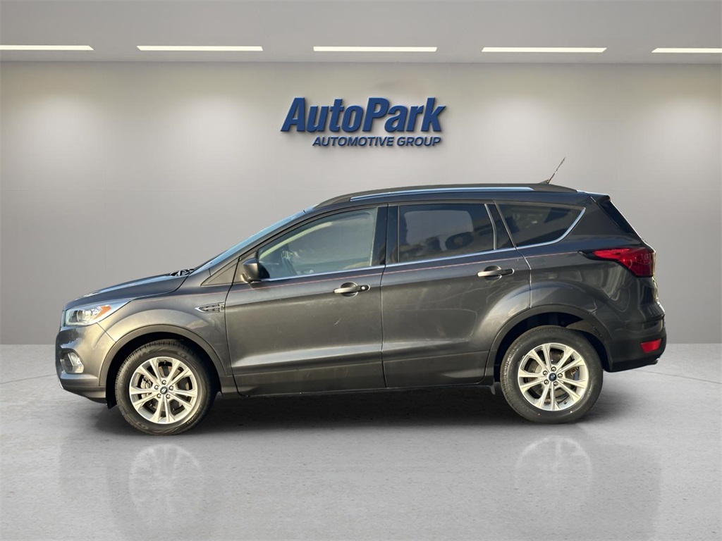 2019 Ford Escape SEL photo 4