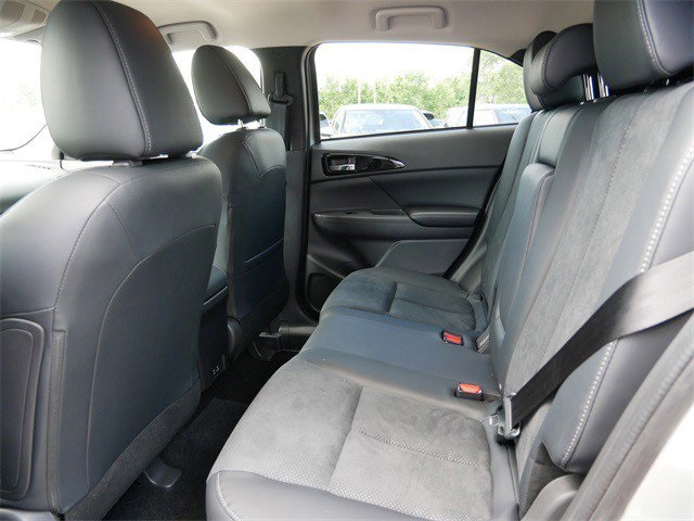 2025 Mitsubishi Eclipse Cross SE photo 4