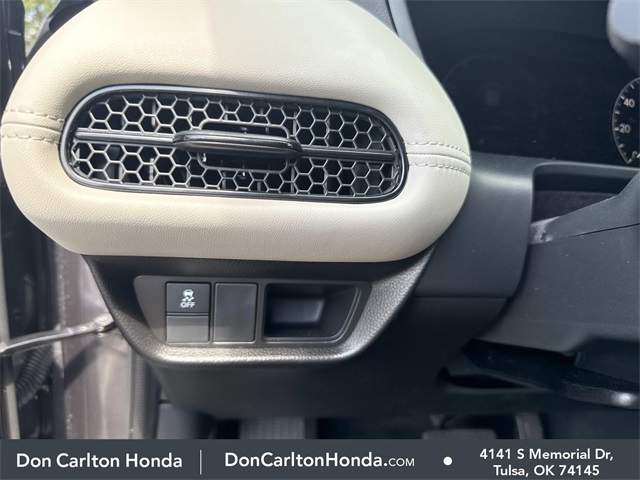 2025 Honda HR-V LX photo 14