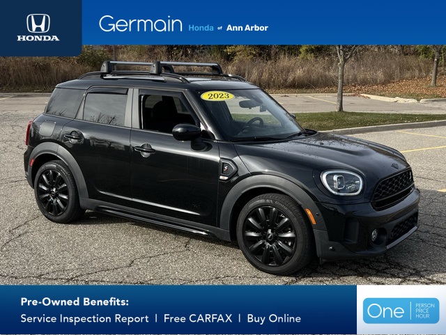 2023 MINI Countryman S's photo