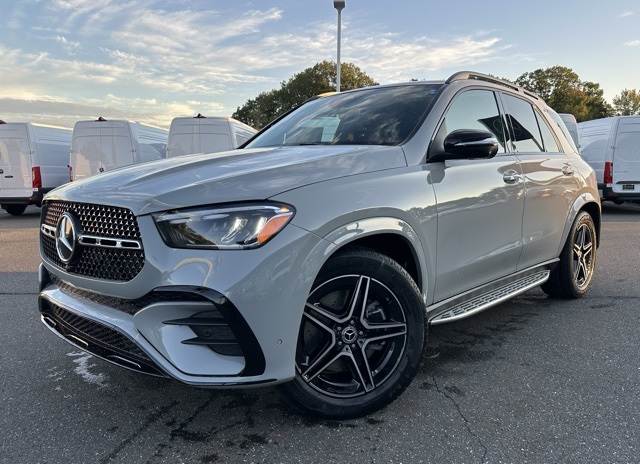 2026 Mercedes Benz GLE 350 4MATIC photo 3