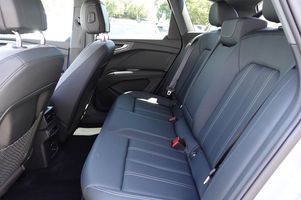 2024 Audi Q4 E-tron Premium photo 26