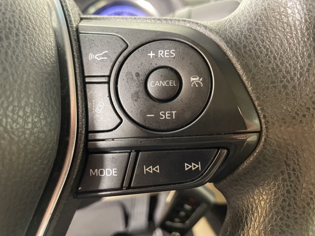 2018 Toyota Camry LE photo 24