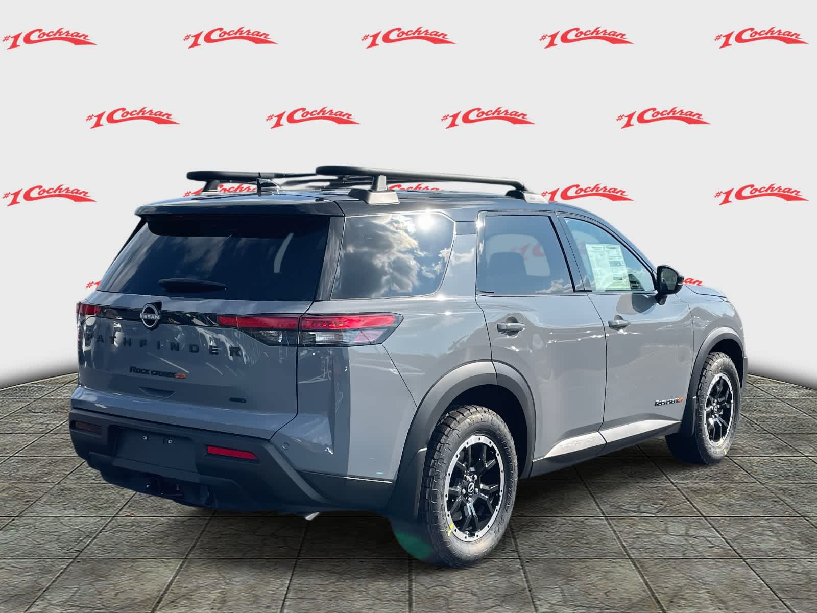 2025 Nissan Pathfinder Rock Creek photo 2