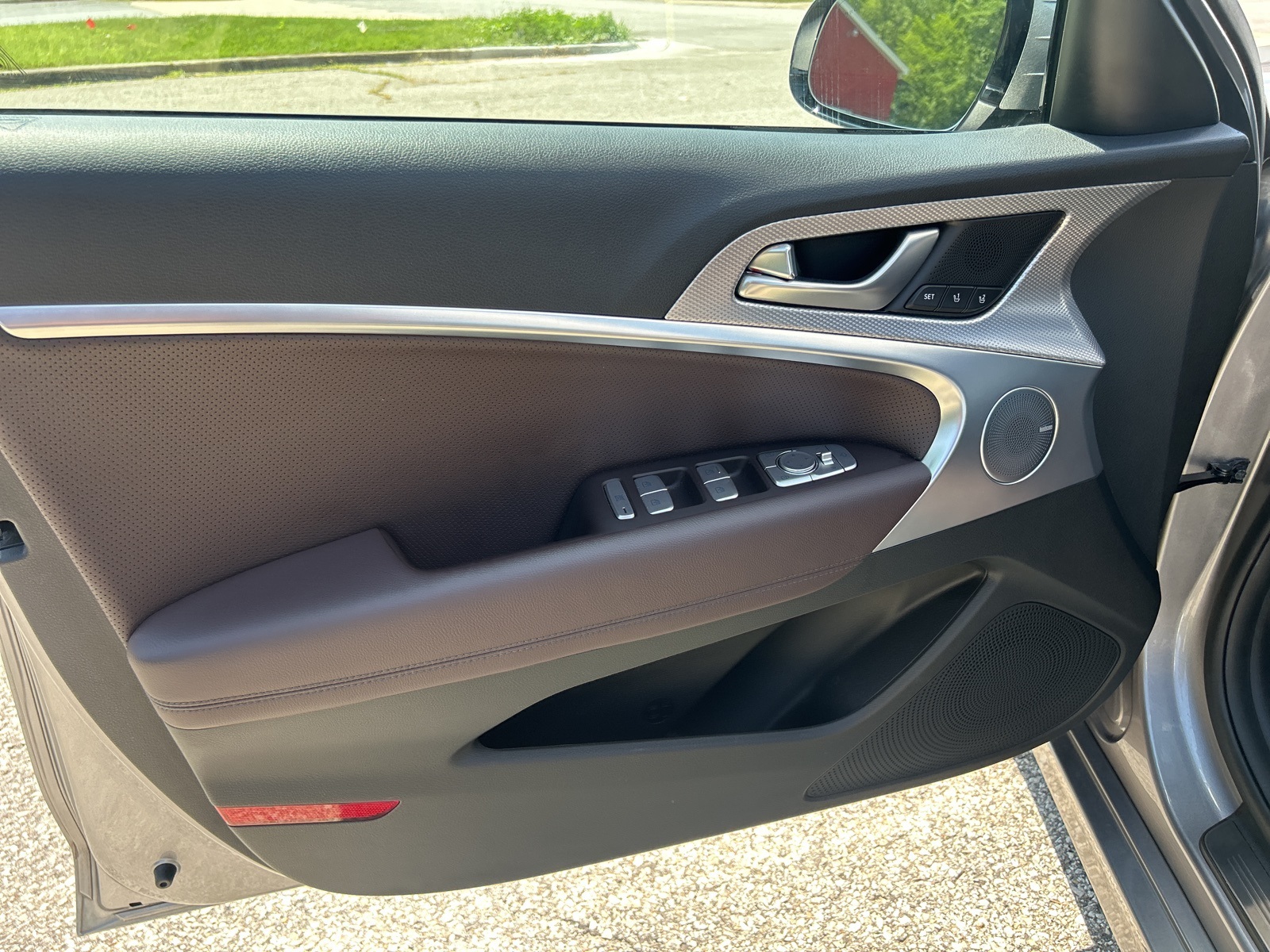 2022 Genesis G70 2.0T photo 13