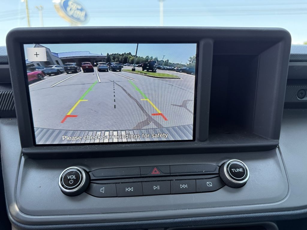 2023 Ford Maverick XL photo 3