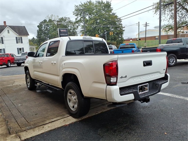 2022 Toyota Tacoma SR 4x4 Double Cab photo 6