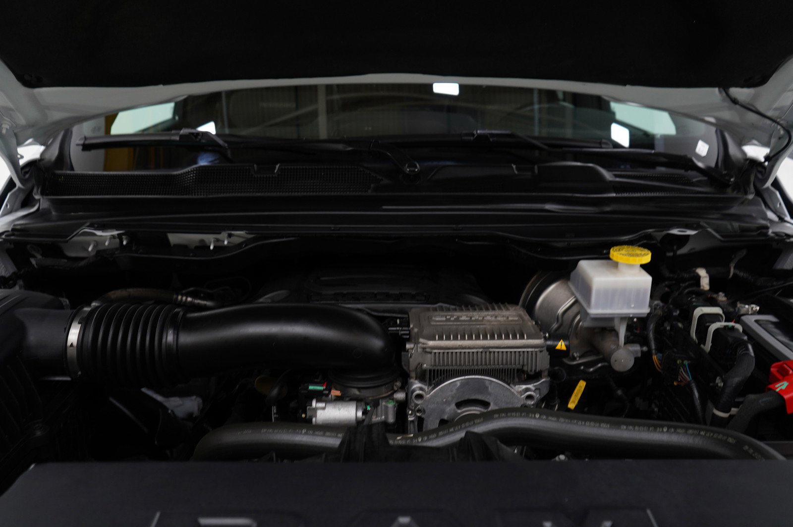 2024 Ram 1500 Laramie photo 25