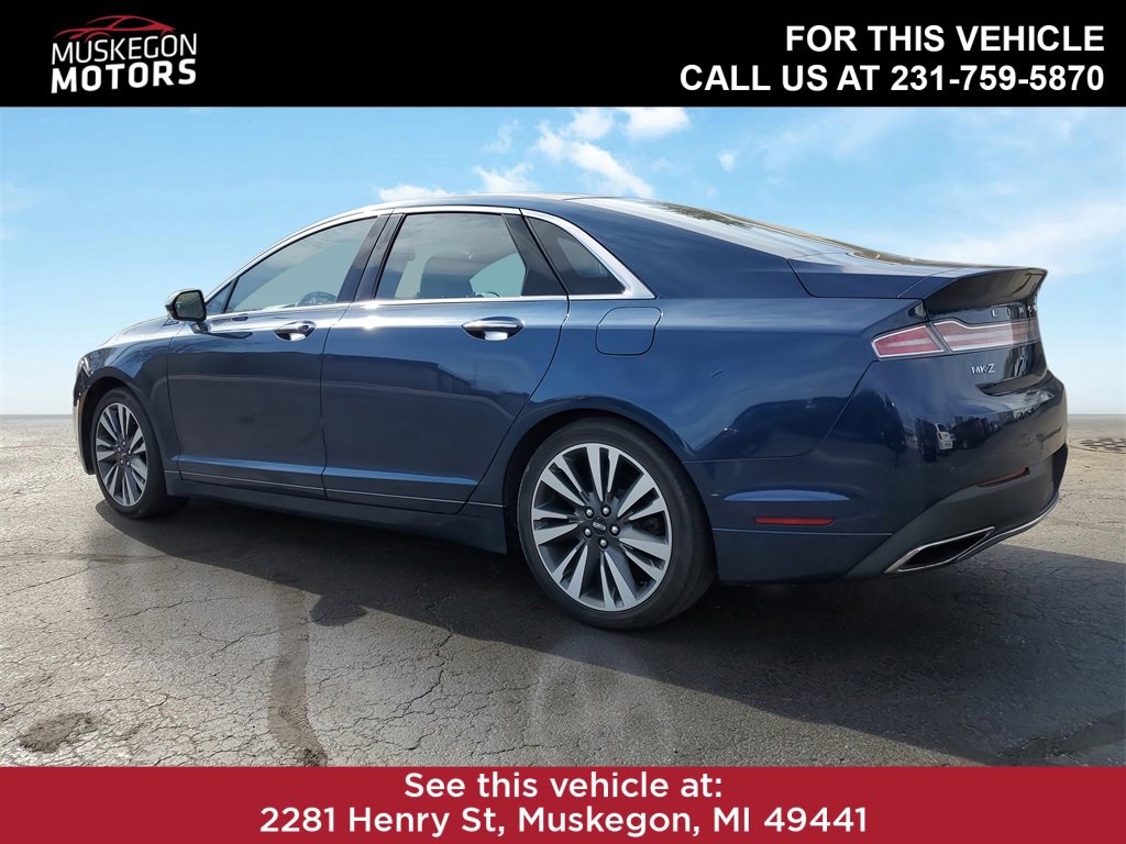 2017 Lincoln MKZ Reserve photo 3
