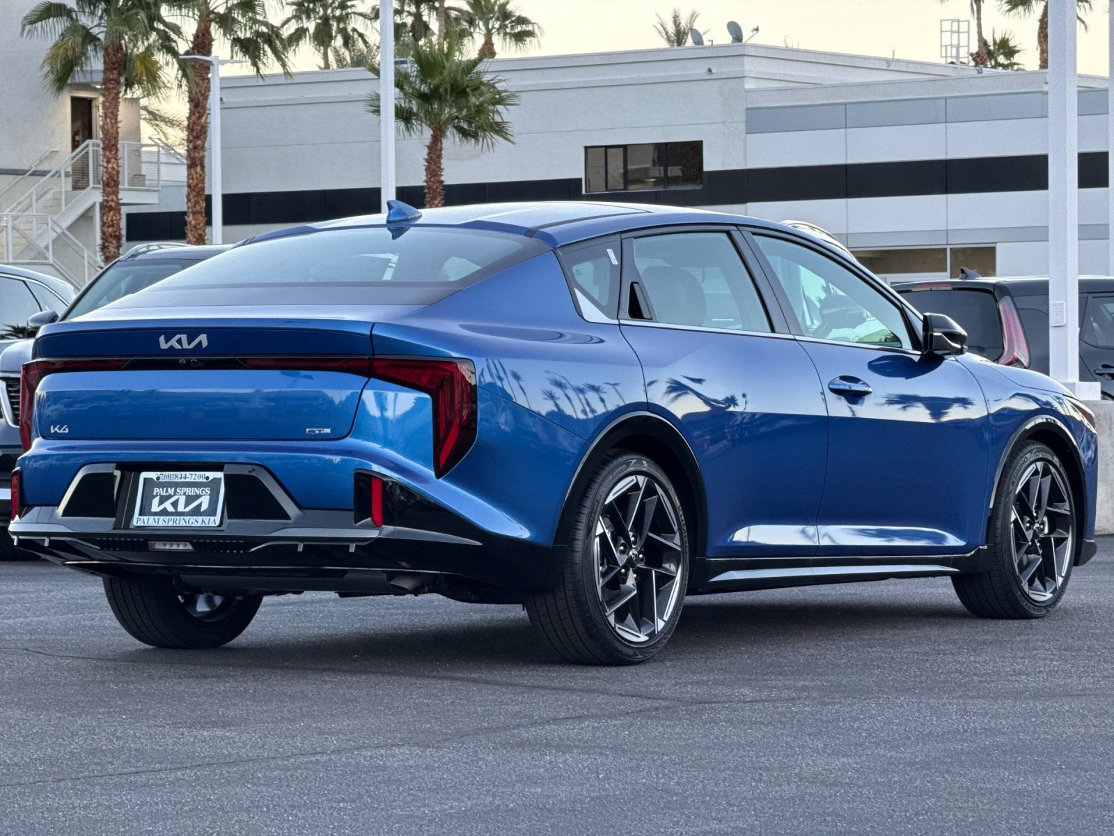 2025 Kia K4 GT-Line photo 3