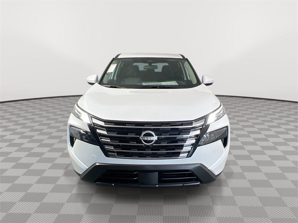 2026 Nissan Rogue SV photo 2