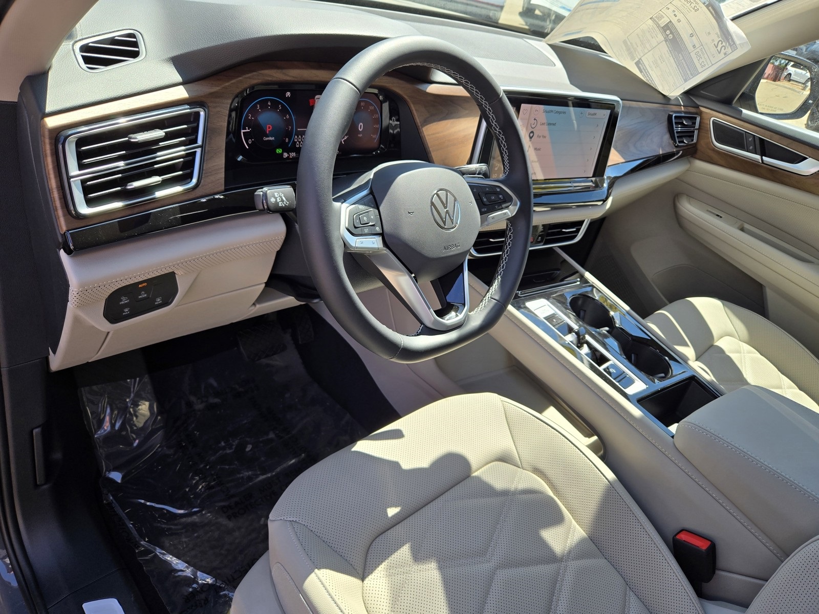 2026 Volkswagen Atlas SE Technology photo 9