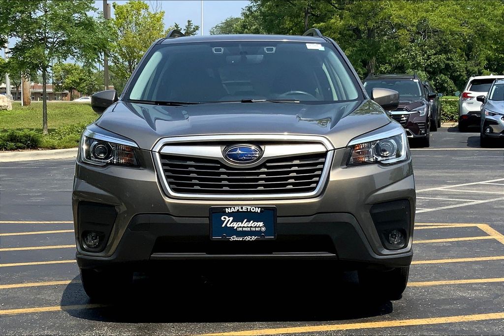 2020 Subaru Forester Premium photo 2