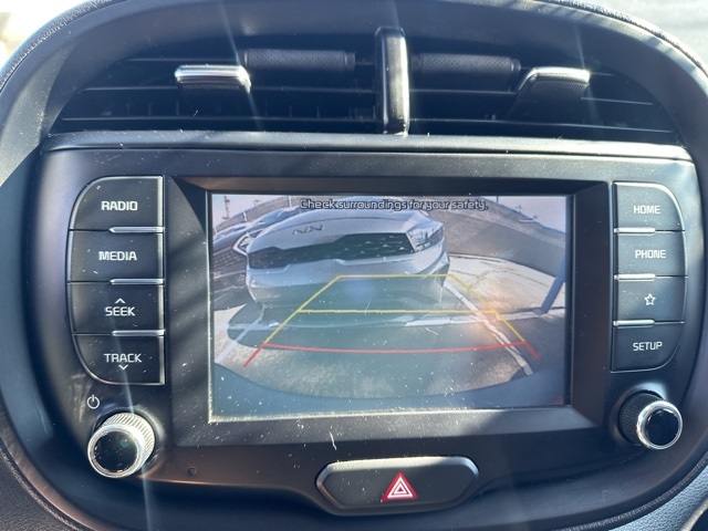 2020 Kia Soul LX photo 13
