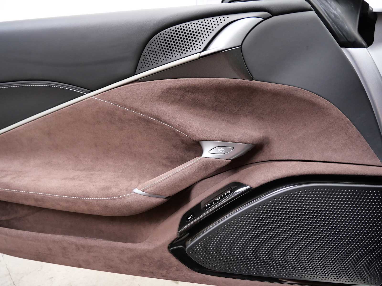 2024 Ferrari Roma photo 29
