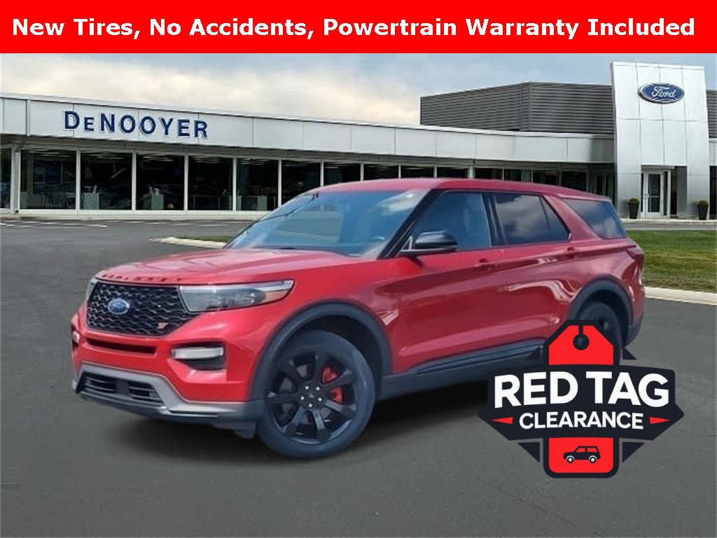 2022 Ford Explorer ST's photo