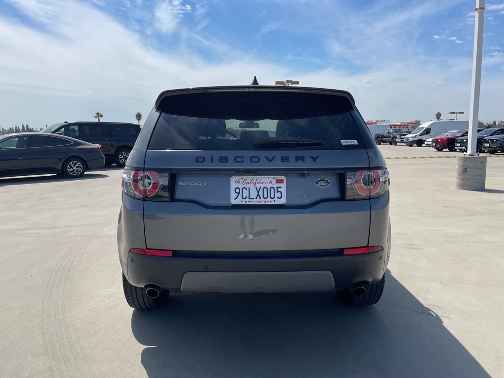 2019 Land Rover Discovery Sport SE photo 3