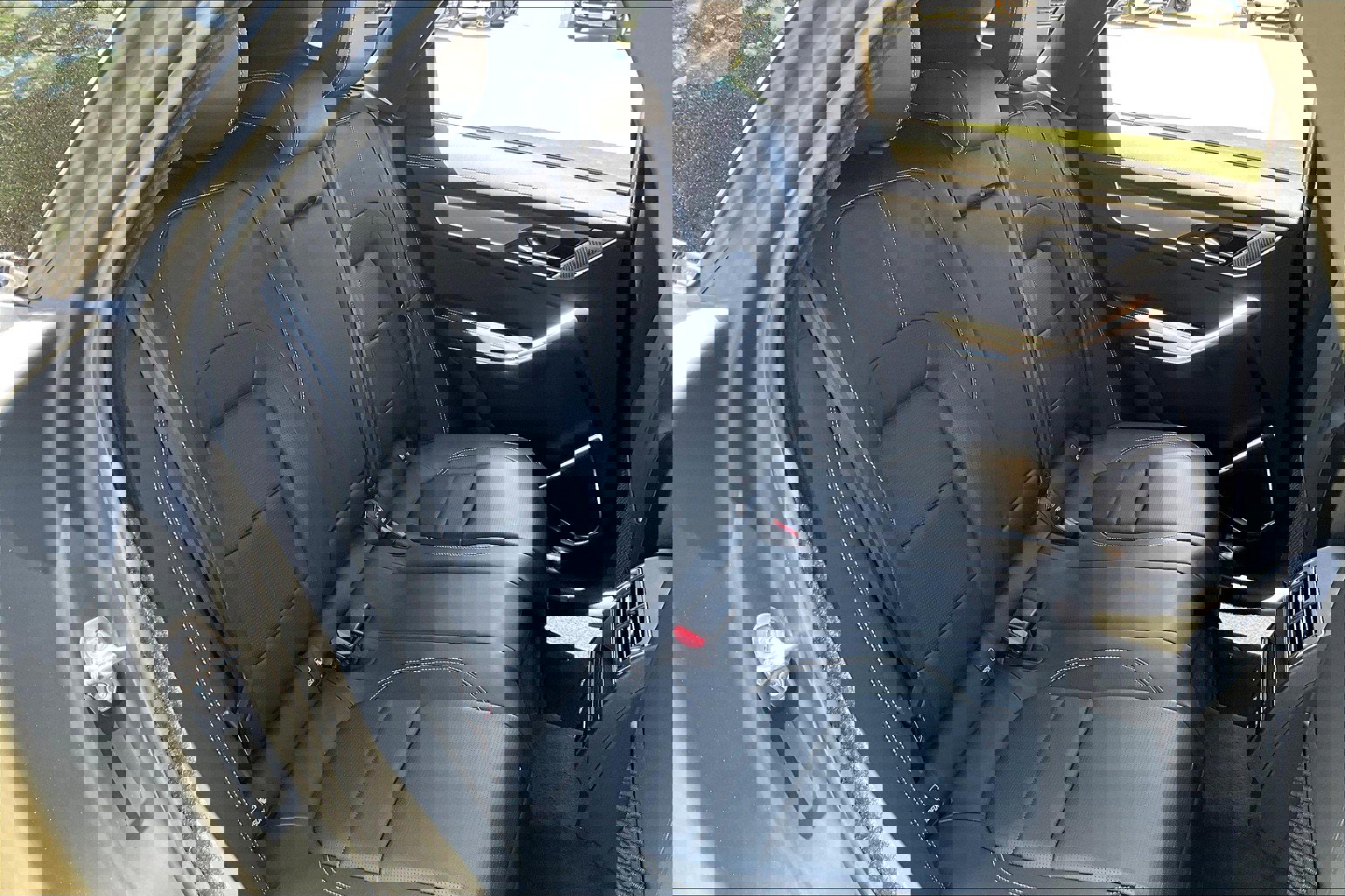 2026 Jaguar F-PACE P400 R-Dynamic S photo 7