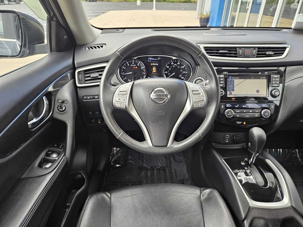 2016 Nissan Rogue SL photo 18