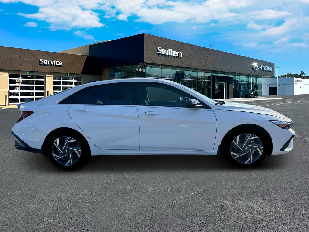 2025 Hyundai Elantra Hybrid SEL Sport photo 8